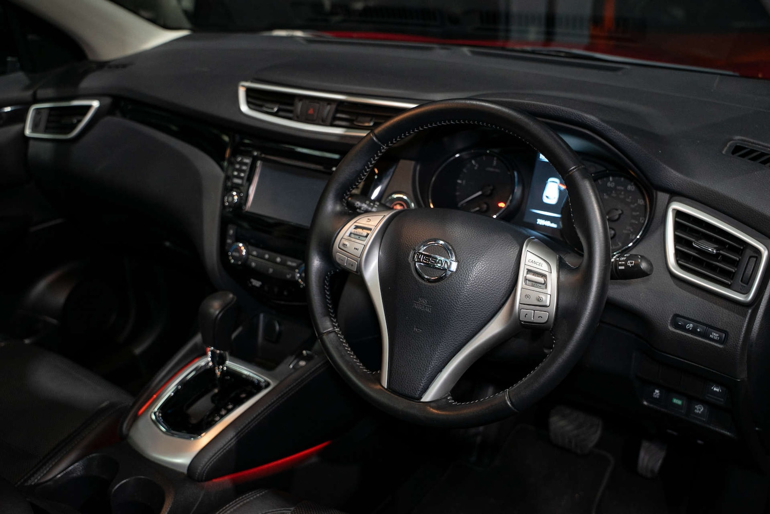 Used Nissan Qashqai 2017 for sale - 77383467: Photo 11