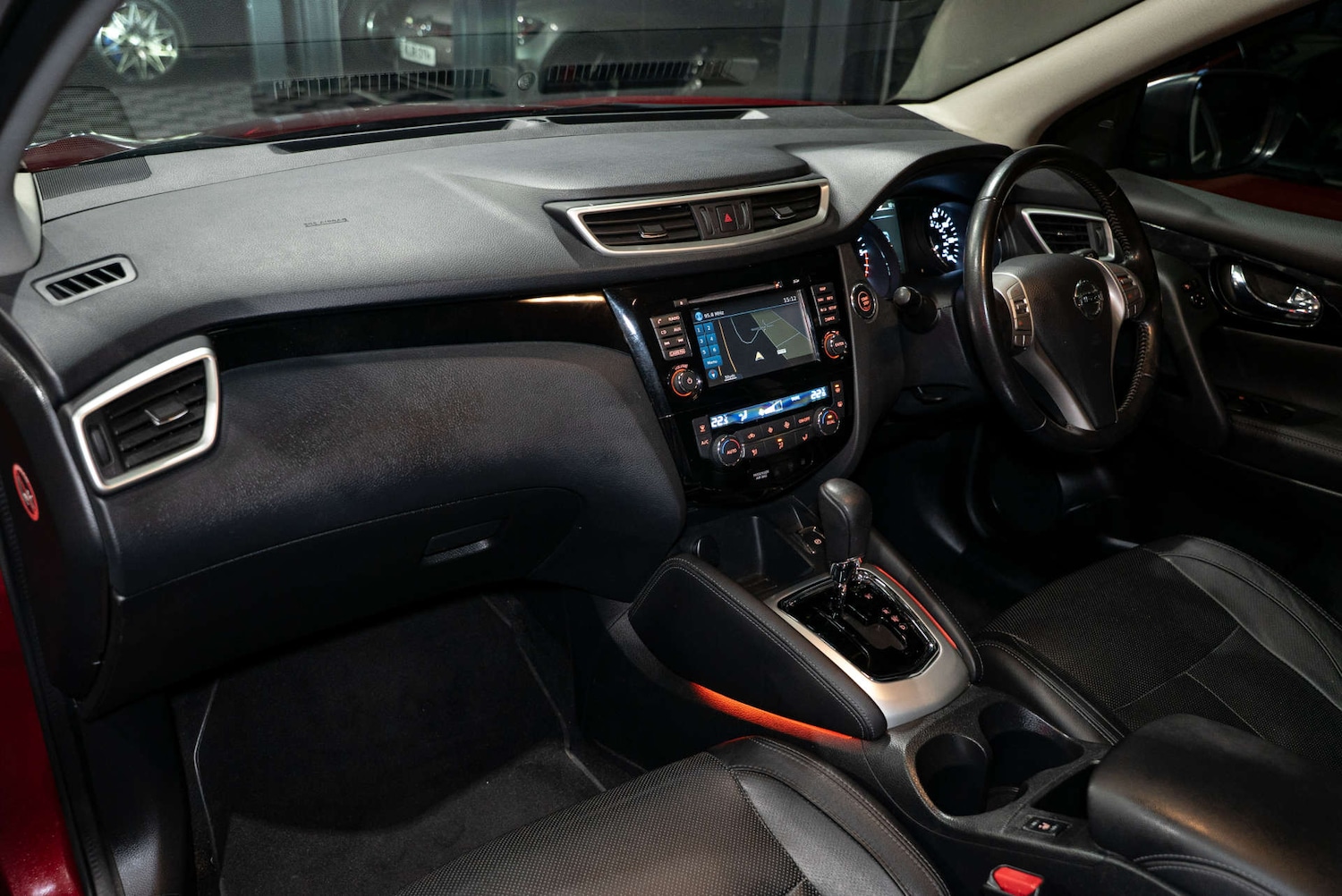 Used Nissan Qashqai 2017 for sale - 77383467: Photo 4