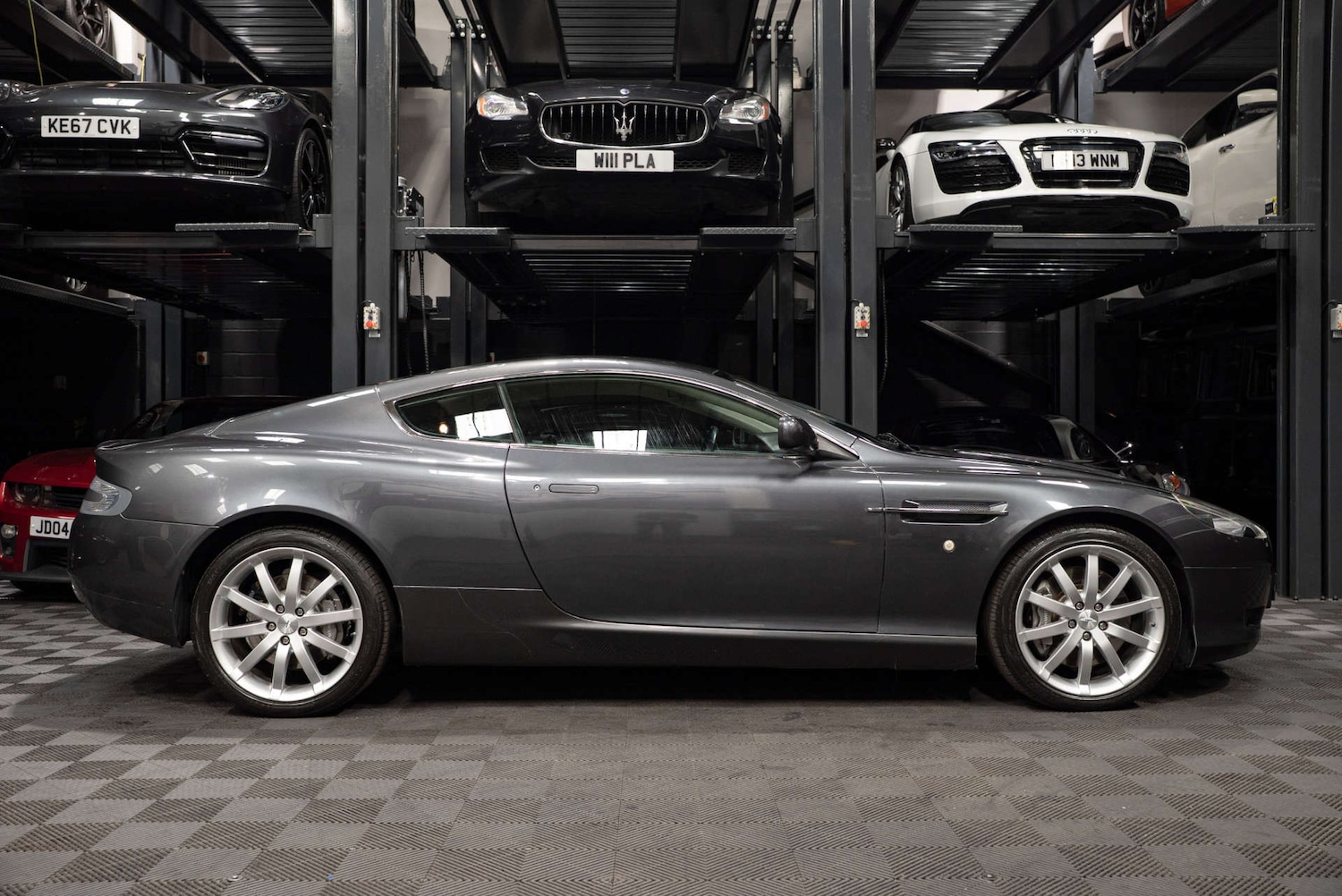 Used Aston Martin DB9 2005 for sale - 77329454: Photo 7
