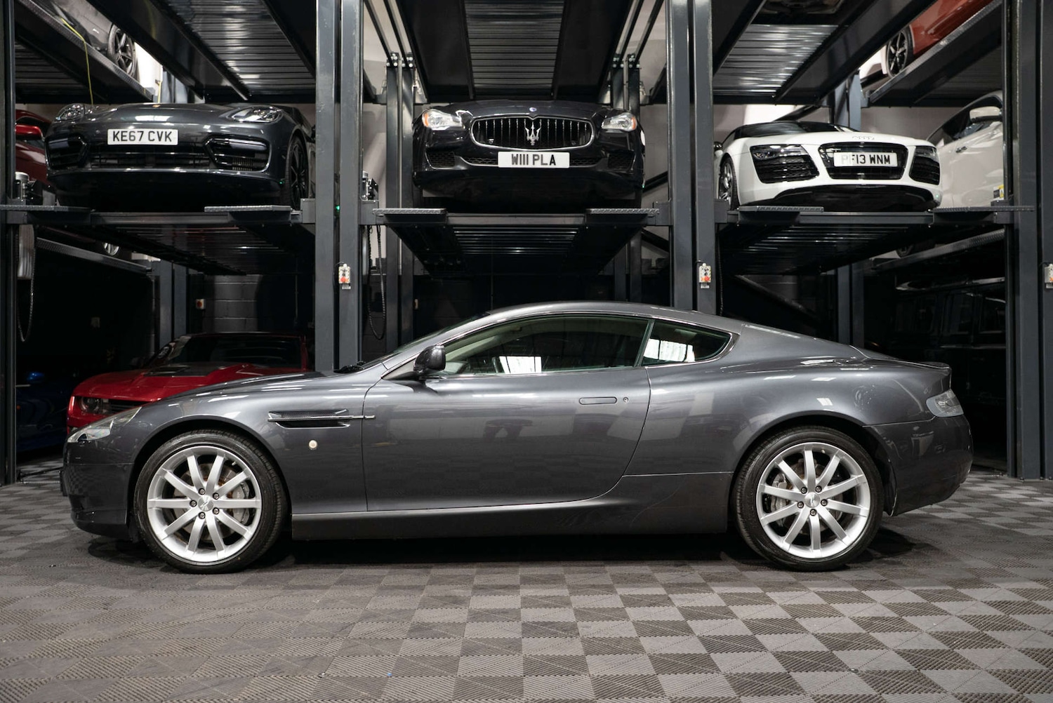 Used Aston Martin DB9 2005 for sale - 77329454: Photo 8
