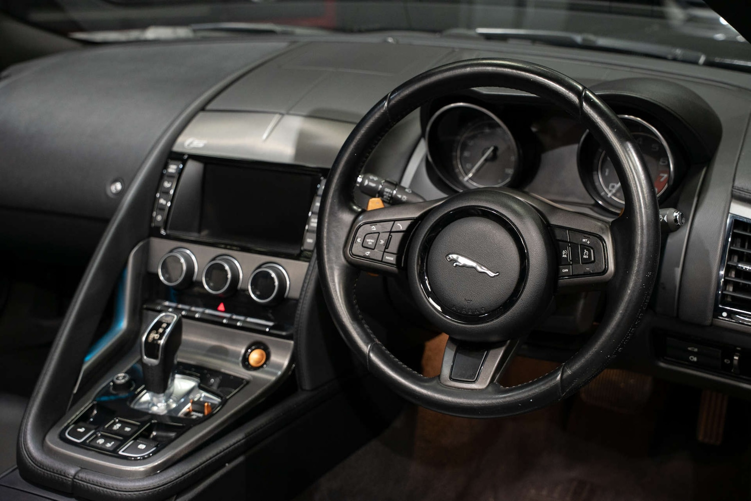 Used Jaguar F-Type 2013 for sale - 78083475: Photo 11