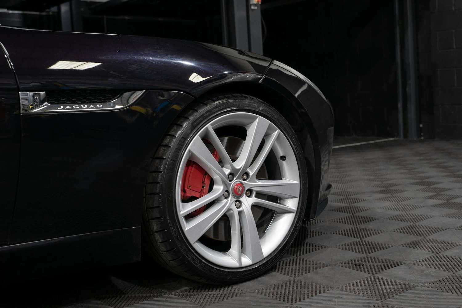 Used Jaguar F-Type 2013 for sale - 78083475: Photo 32