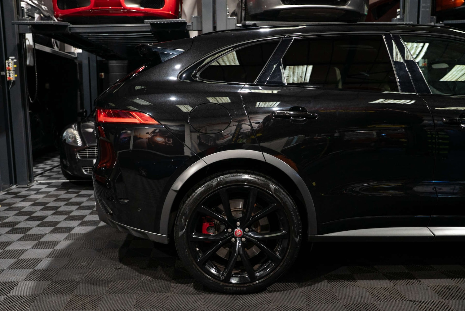 Used Jaguar F-Pace 2020 for sale - 77548572: Photo 30