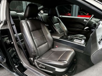 Used Ford Mustang 2006 for sale - 78371432: Photo