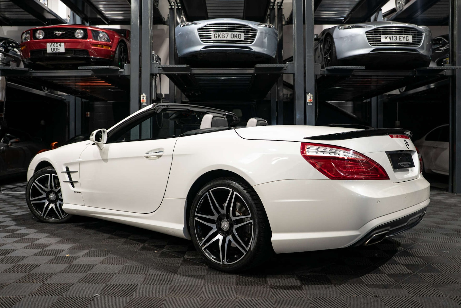 Used Mercedes-Benz SL 2015 for sale - 77249074: Photo 2