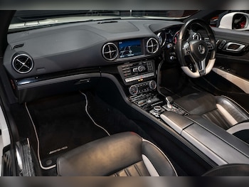 Used Mercedes-Benz SL 2015 for sale - 77249074: Photo