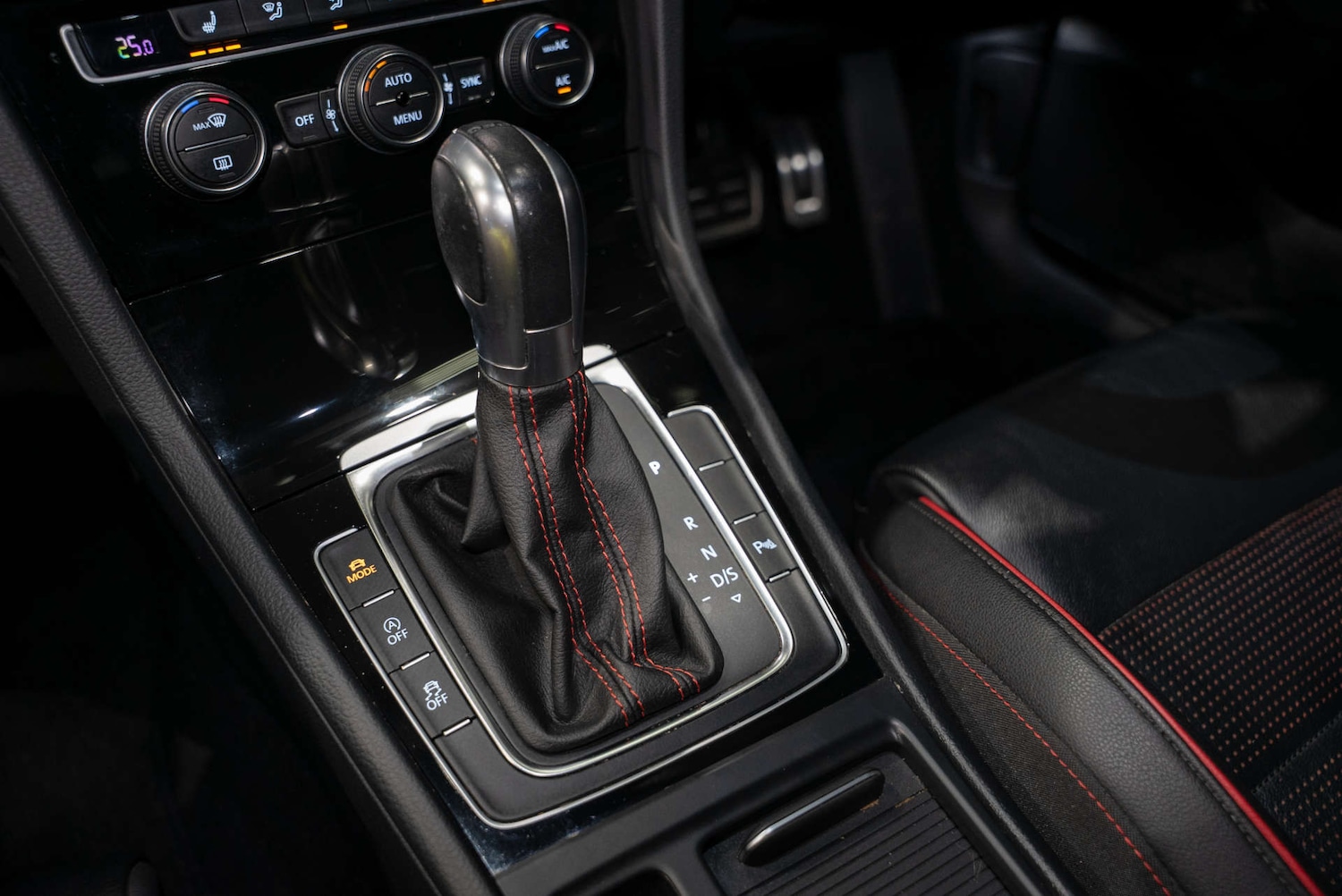 Used Volkswagen Golf 2018 for sale - 77249083: Photo 13