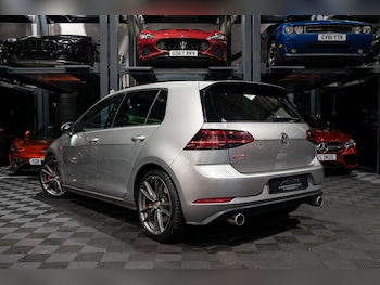 Used Volkswagen Golf 2018 for sale - 77249083: Photo