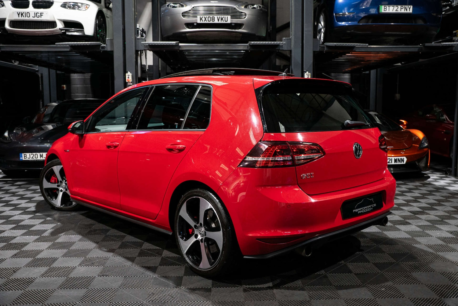 Used Volkswagen Golf 2016 for sale - 77469946: Photo 2