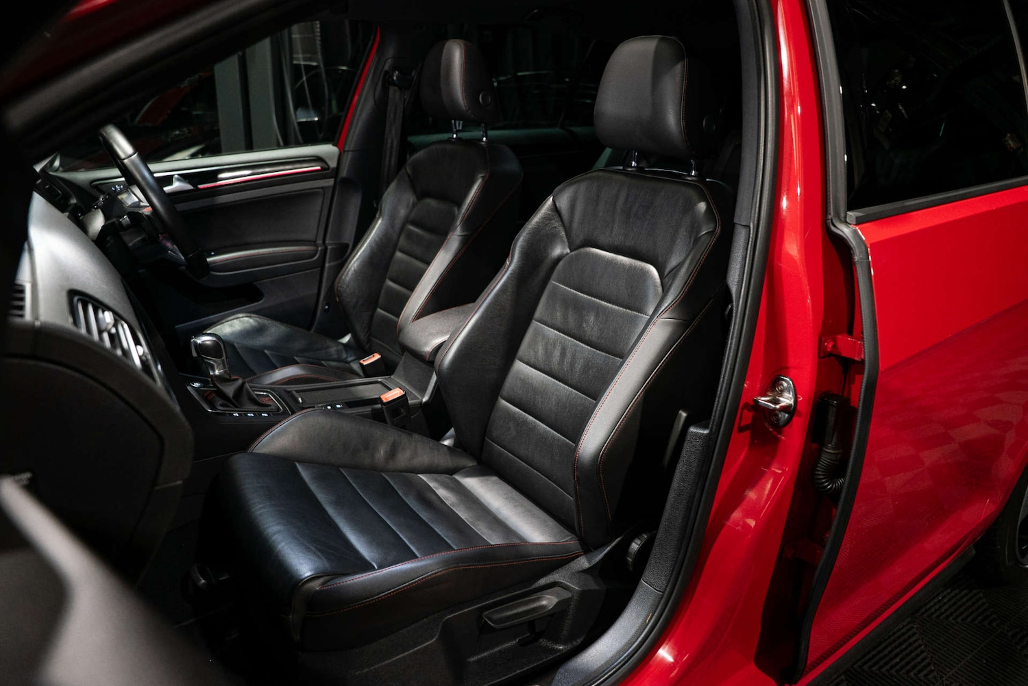 Used Volkswagen Golf 2016 for sale - 77469946: Photo 3