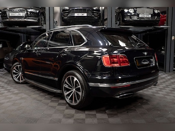 Used Bentley Bentayga 2017 for sale - 78371422: Photo