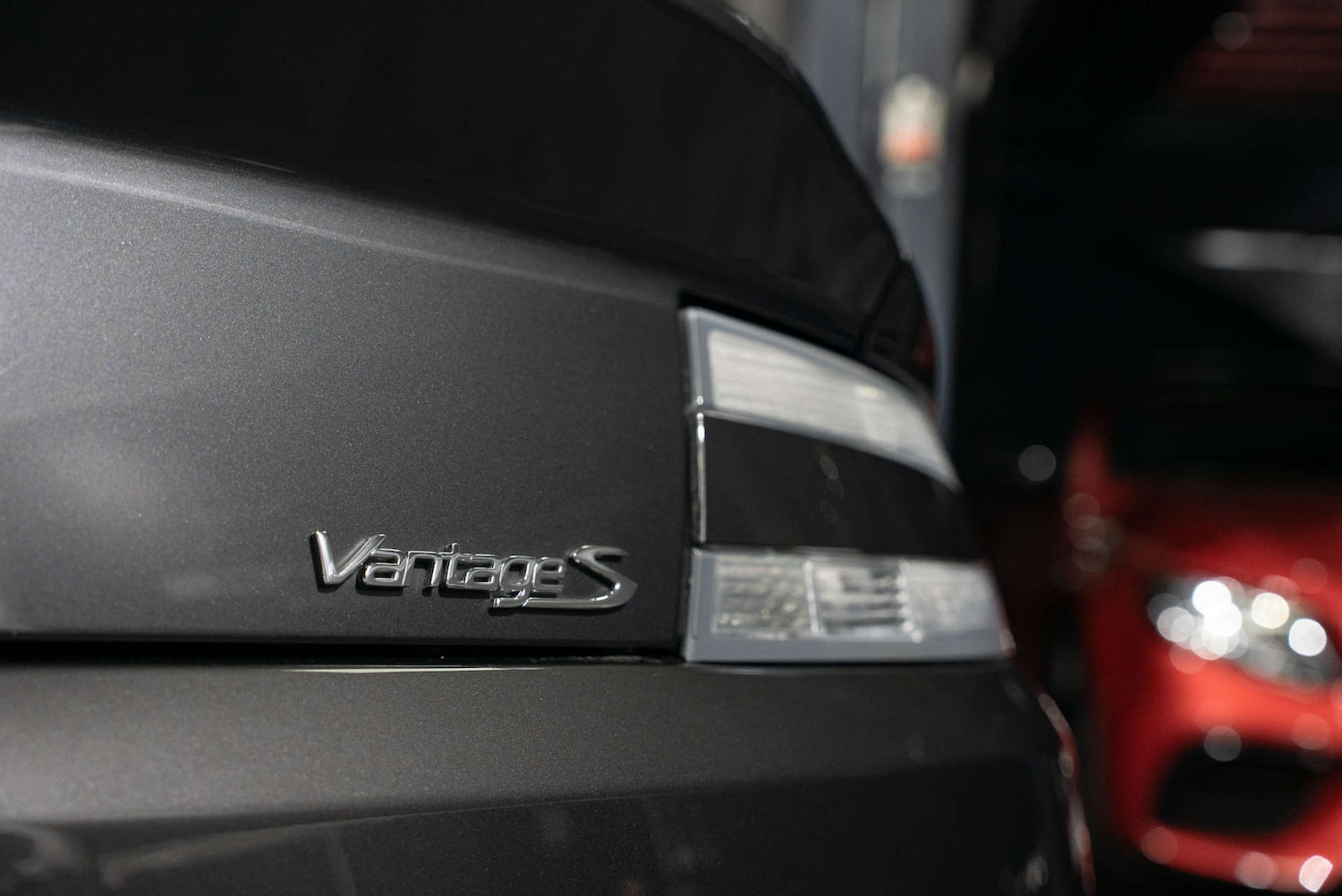 Used Aston Martin Vantage 2016 for sale - 77249080: Photo 19