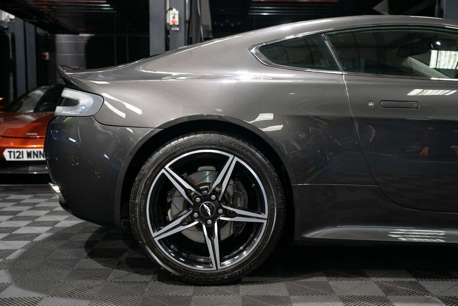 Used Aston Martin Vantage 2016 for sale - 77249080: Photo 27