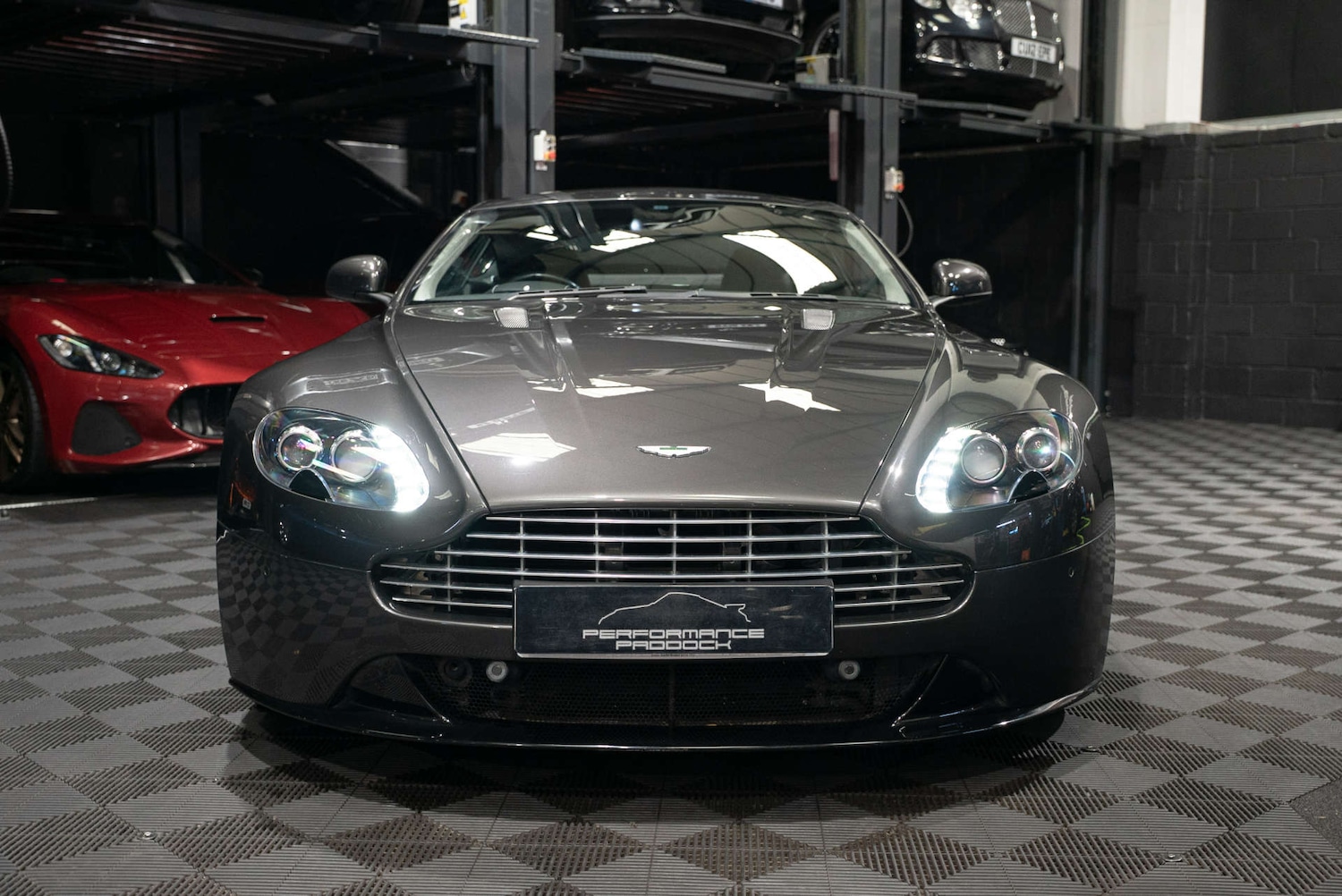 Used Aston Martin Vantage 2016 for sale - 77249080: Photo 5