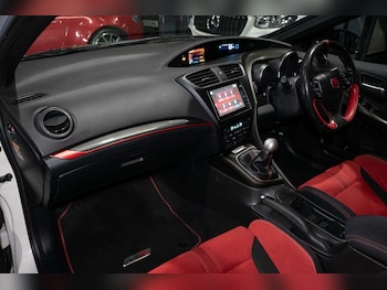 Used Honda Civic 2015 for sale - 77310980: Photo