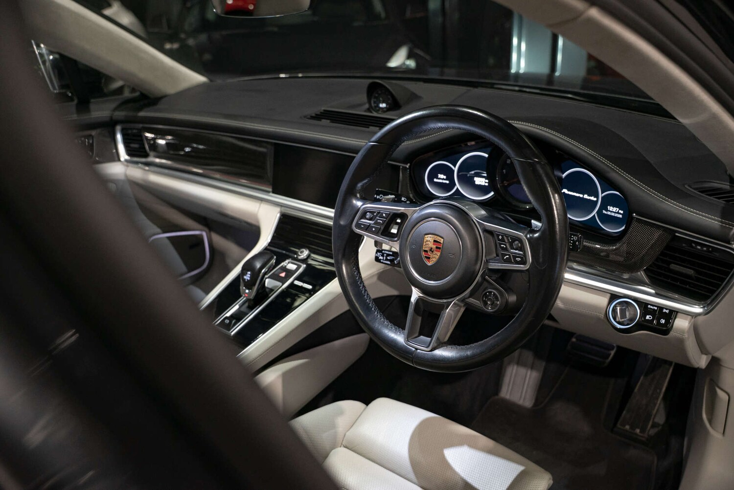 Used Porsche Panamera 2017 for sale - 77452503: Photo 11