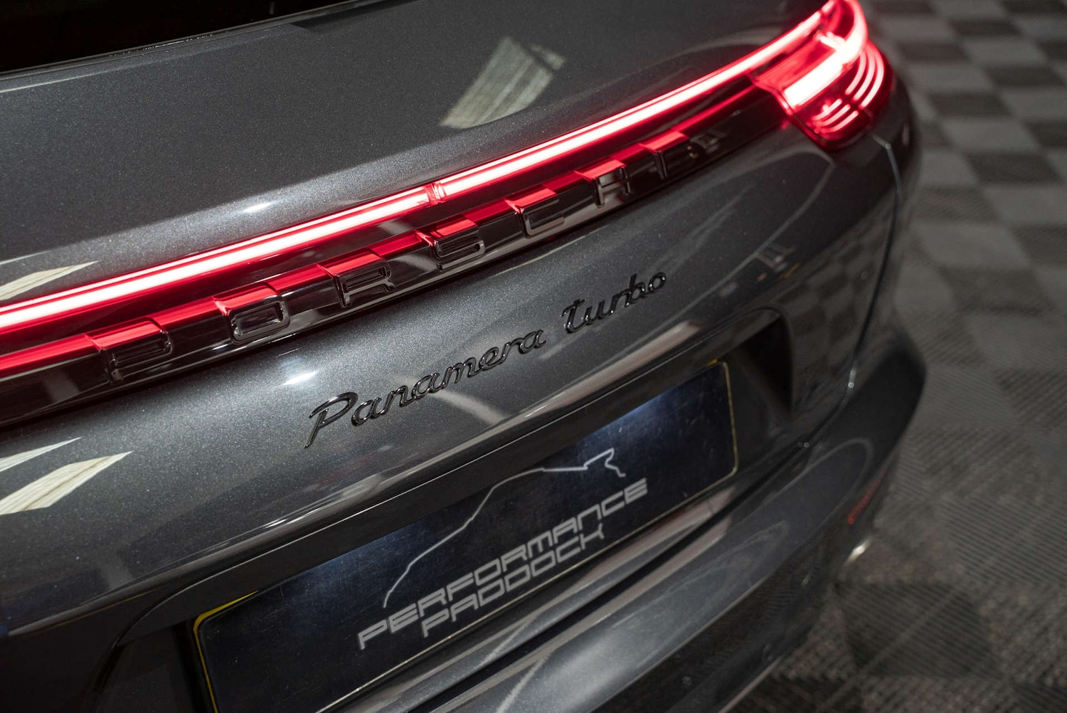 Used Porsche Panamera 2017 for sale - 77452503: Photo 22