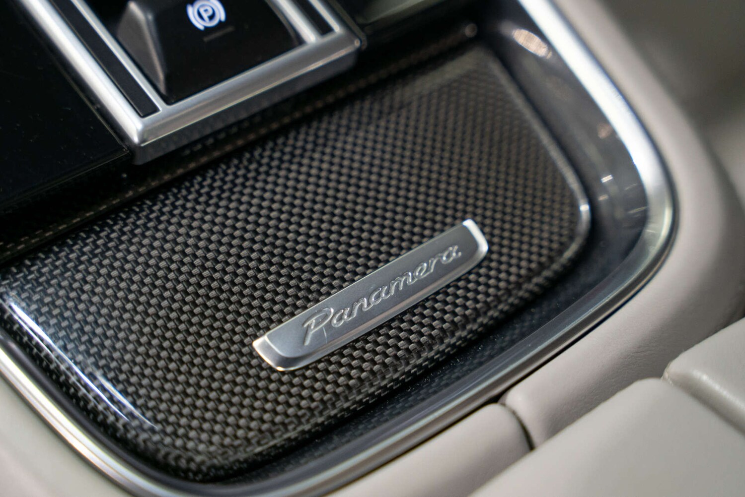 Used Porsche Panamera 2017 for sale - 77452503: Photo 32