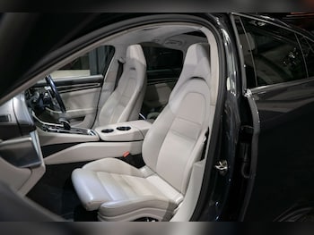 Used Porsche Panamera 2017 for sale - 77452503: Photo