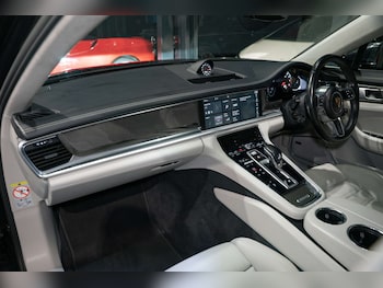 Used Porsche Panamera 2017 for sale - 77452503: Photo