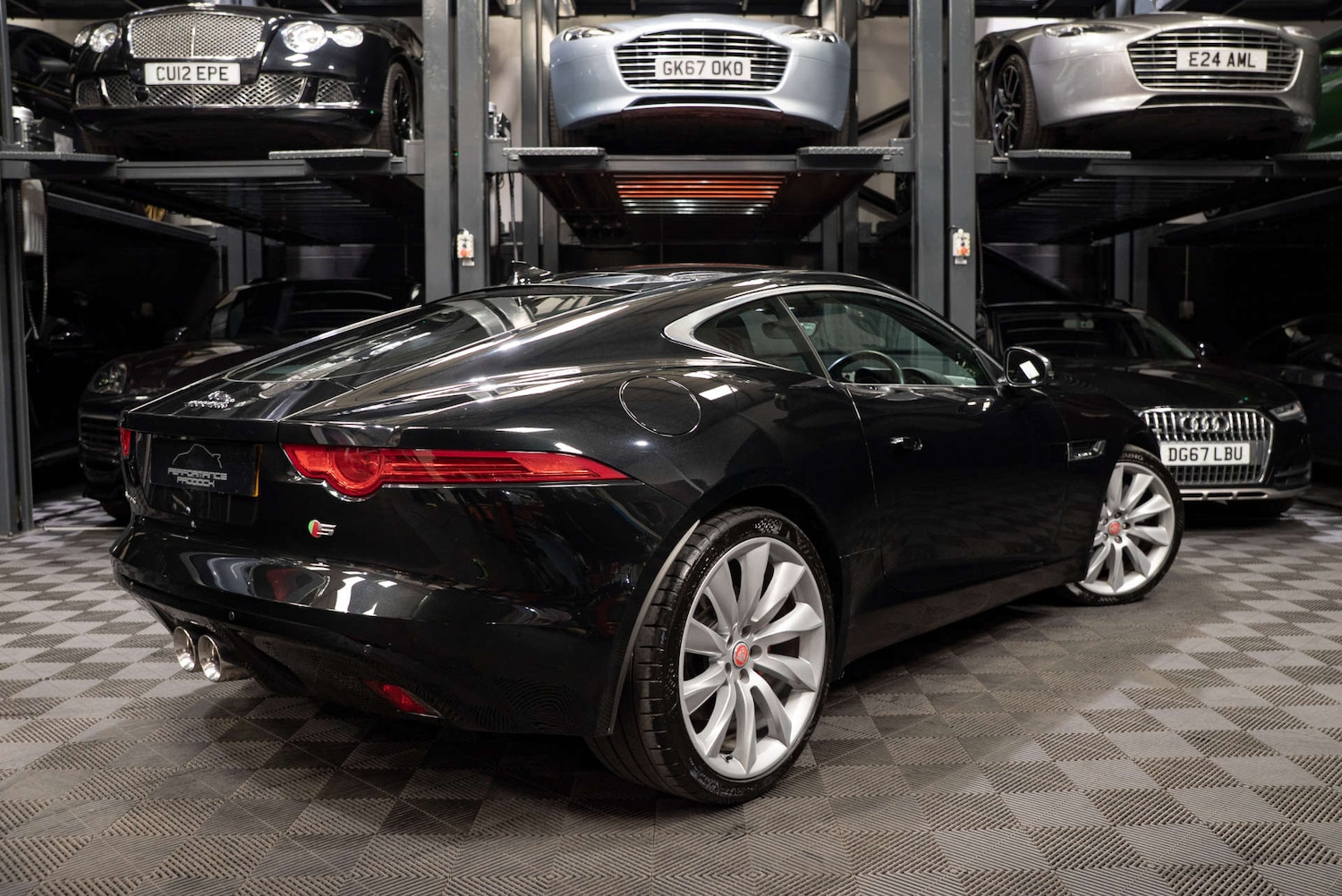 Used Jaguar F-Type 2015 for sale - 77950402: Photo 10
