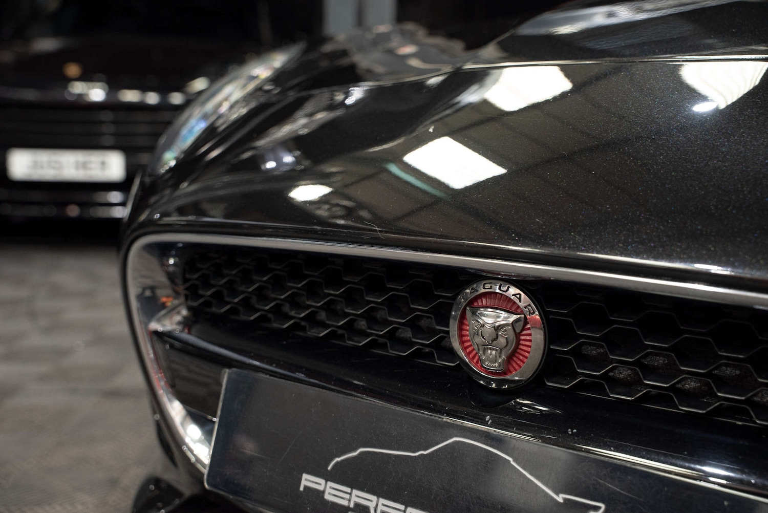 Used Jaguar F-Type 2015 for sale - 77950402: Photo 13