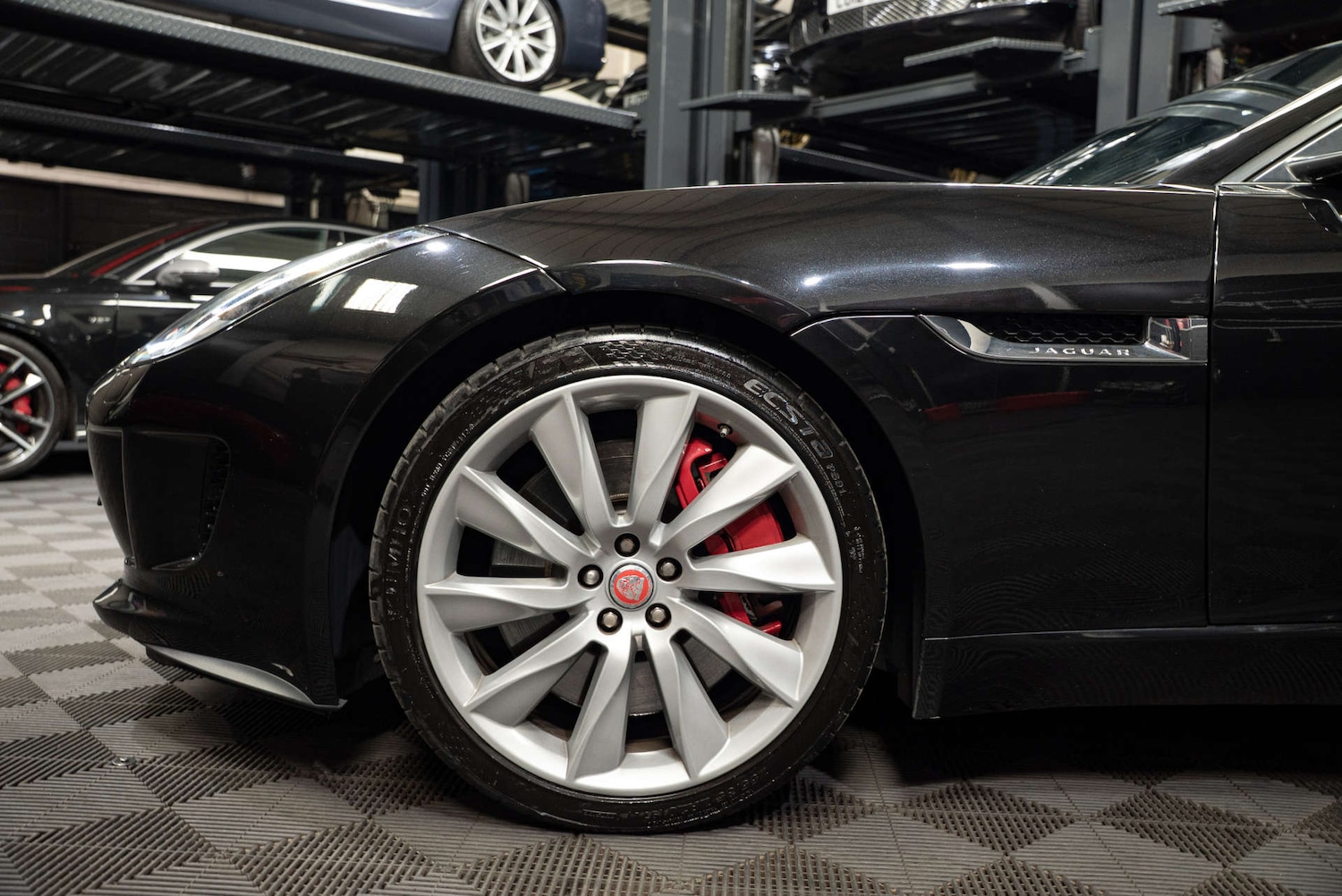 Used Jaguar F-Type 2015 for sale - 77950402: Photo 15