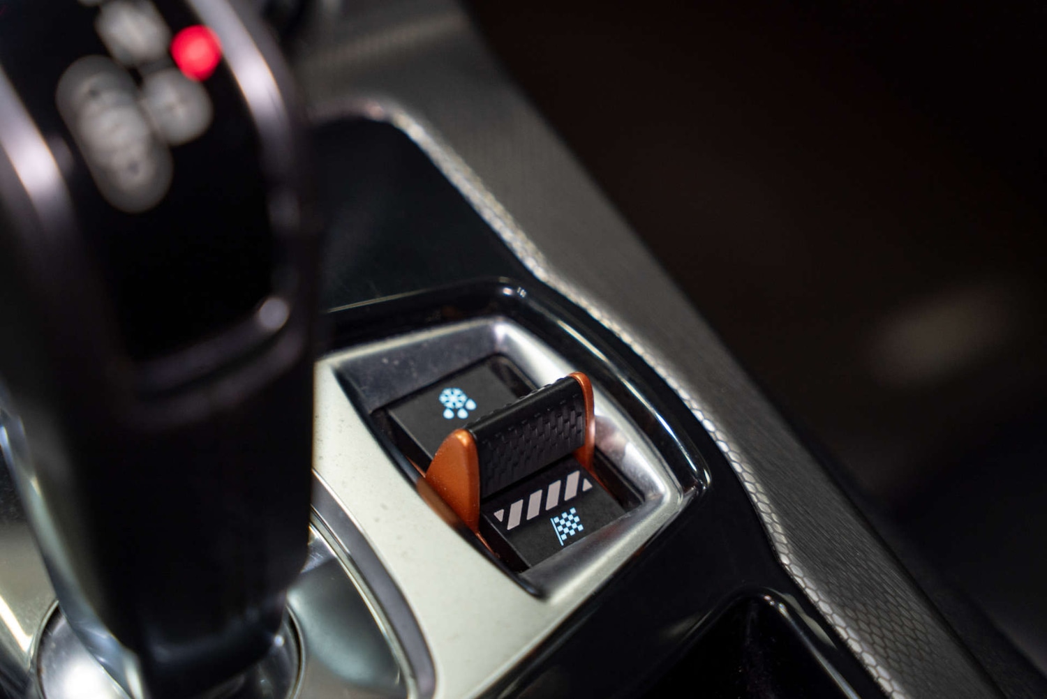 Used Jaguar F-Type 2015 for sale - 77950402: Photo 16