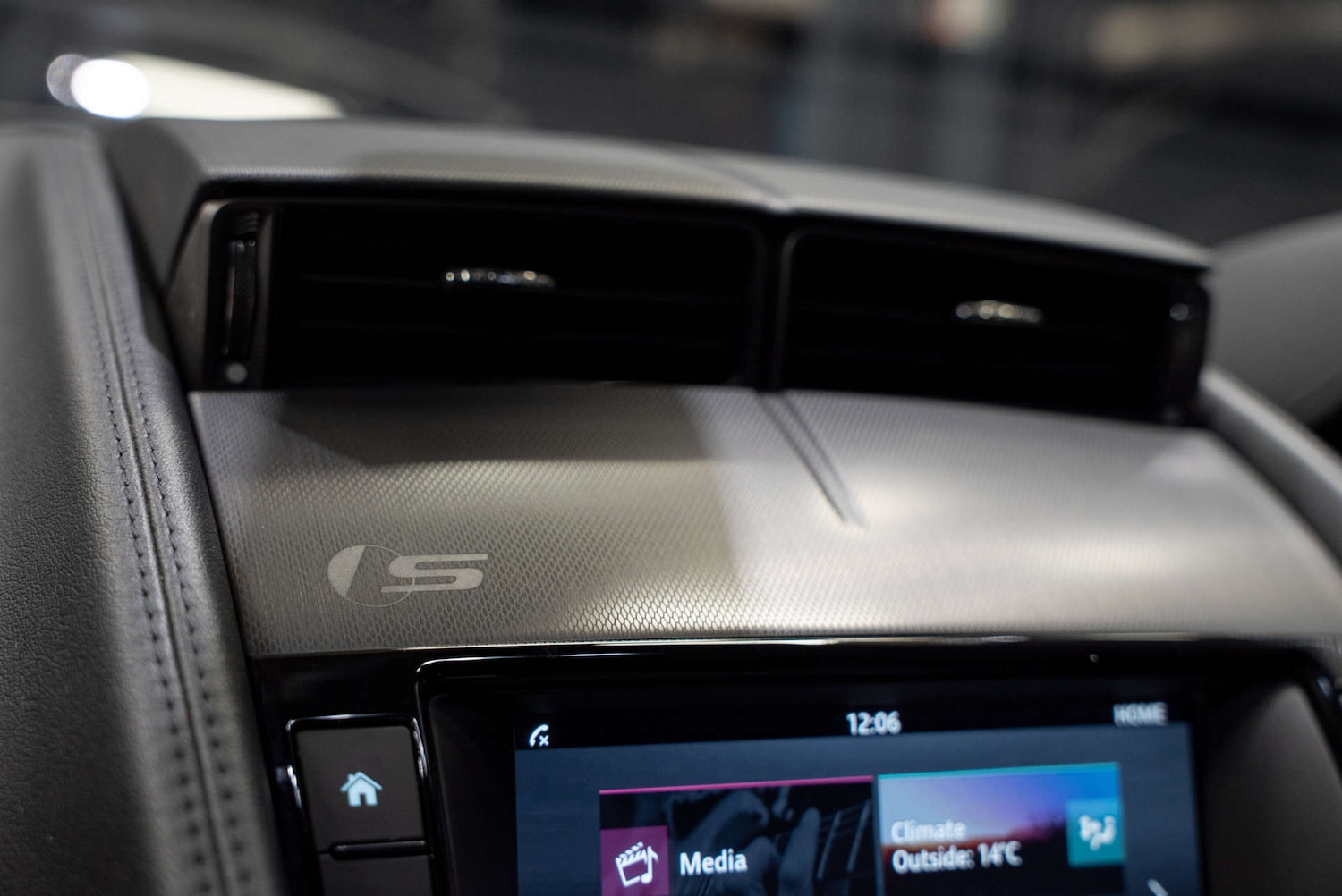 Used Jaguar F-Type 2015 for sale - 77950402: Photo 23