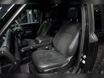 Used Land Rover Defender 2021 for sale - 79738969: Photo