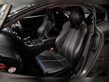 Used Aston Martin Vantage 2011 for sale - 78656137: Photo