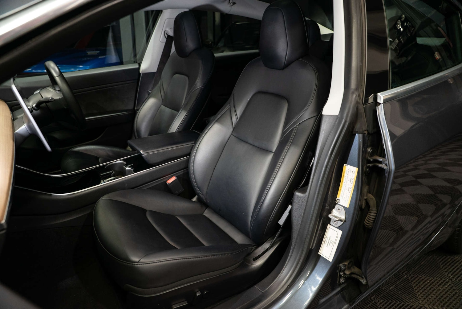 Used Tesla Model 3 2020 for sale - 77434618: Photo 3