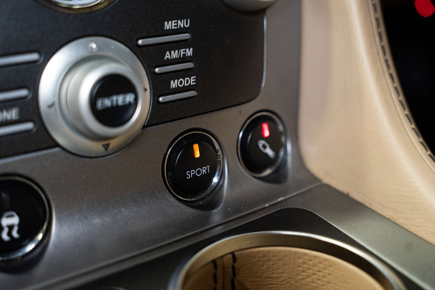 Used Aston Martin Rapide 2011 for sale - 77249065: Photo 23