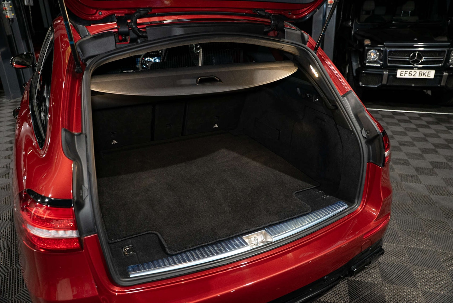 Used Mercedes-Benz E Class 2018 for sale - 77249077: Photo 20