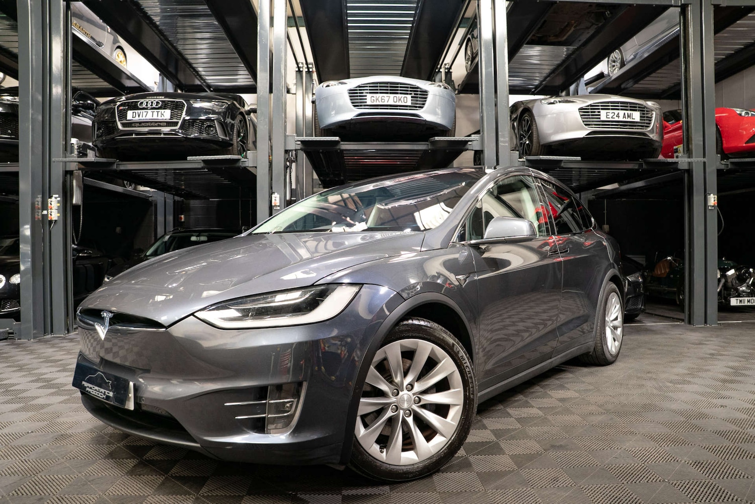 Used Tesla Model X 2018 for sale - 78111330: Photo 1