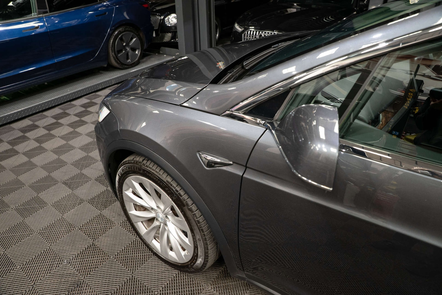 Used Tesla Model X 2018 for sale - 78111330: Photo 20