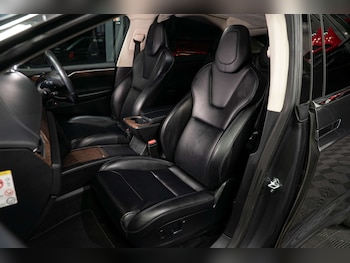 Used Tesla Model X 2018 for sale - 78111330: Photo