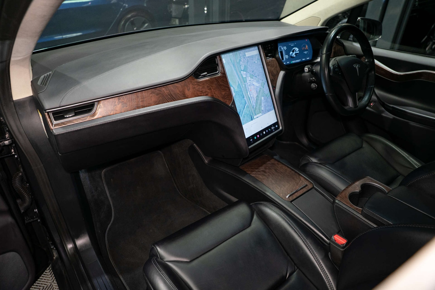 Used Tesla Model X 2018 for sale - 78111330: Photo 4