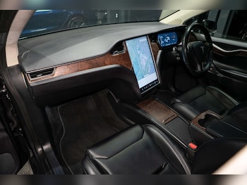 Used Tesla Model X 2018 for sale - 78111330: Photo