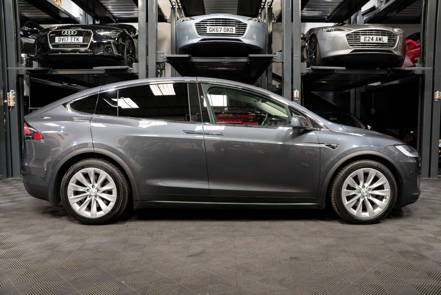 Used Tesla Model X 2018 for sale - 78111330: Photo 8