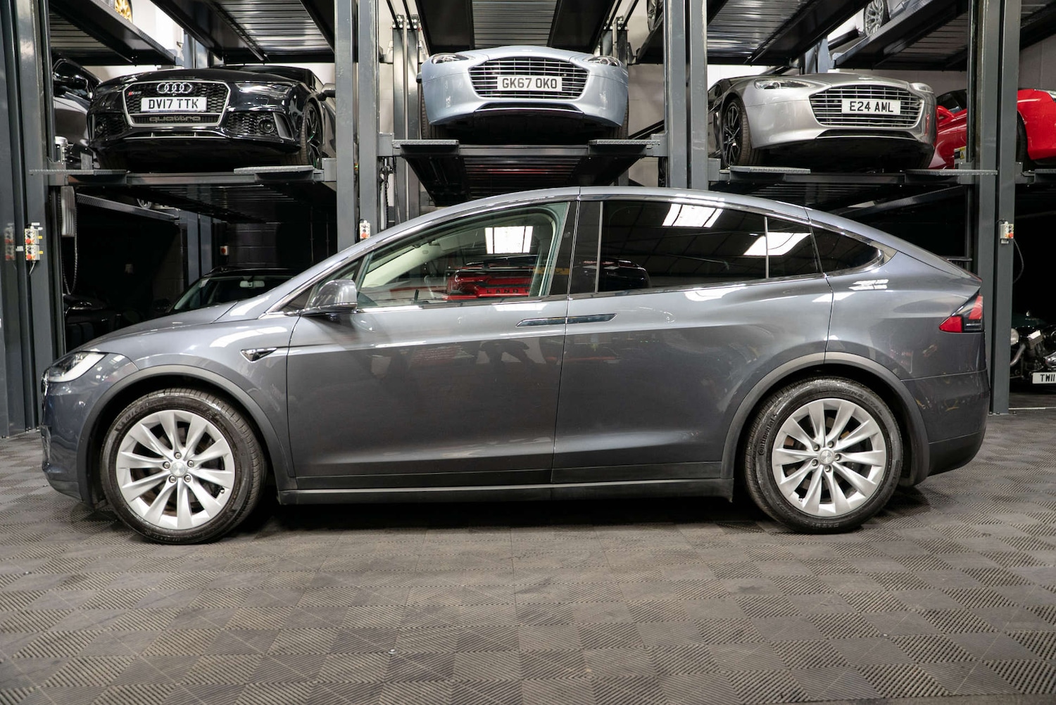 Used Tesla Model X 2018 for sale - 78111330: Photo 9
