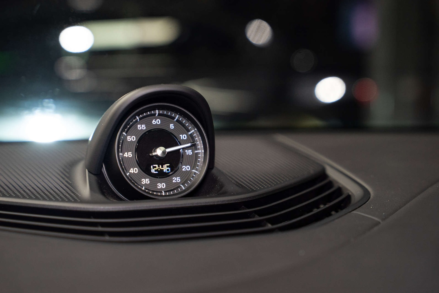 Used Porsche Taycan 2022 for sale - 77249070: Photo 16