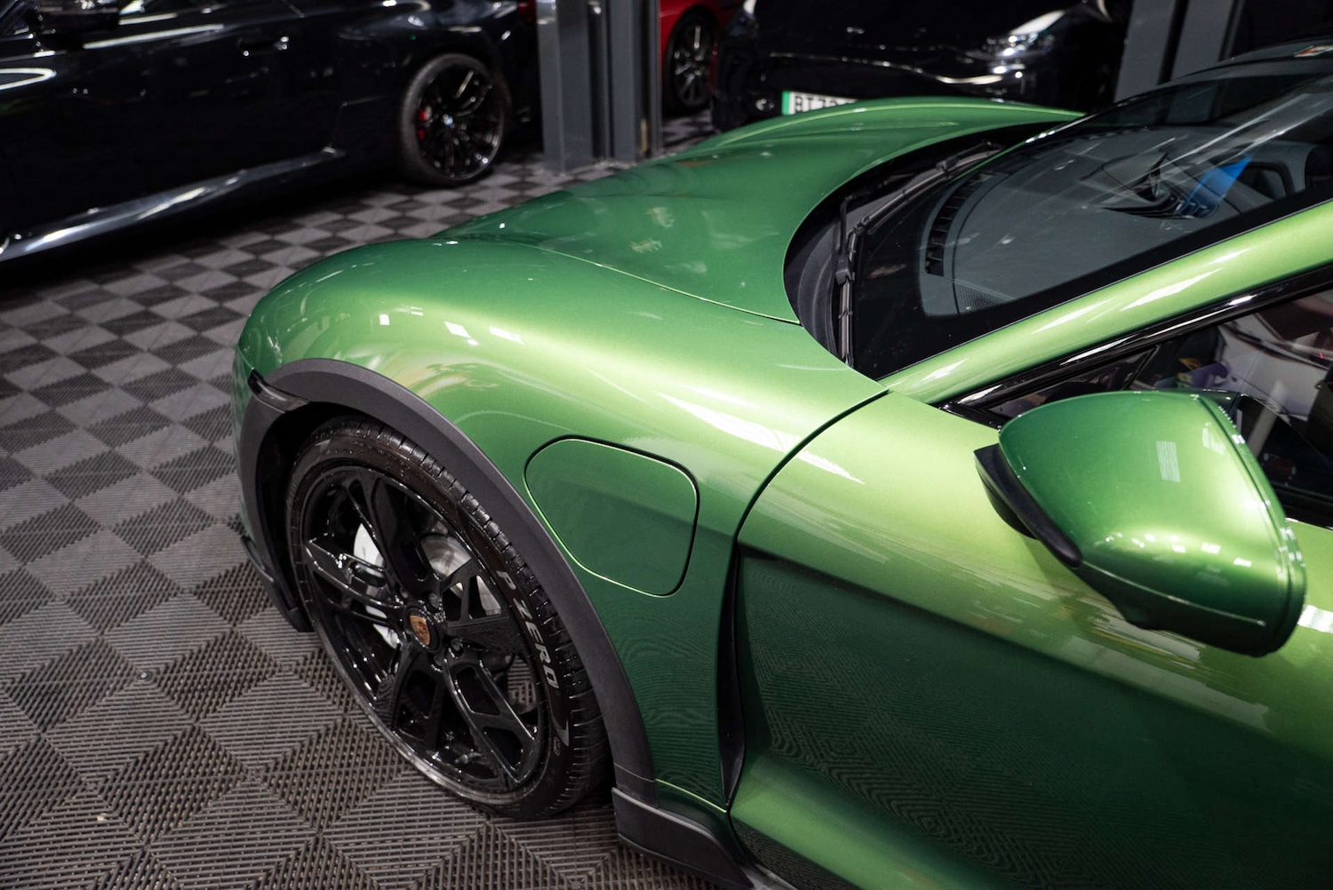 Used Porsche Taycan 2022 for sale - 77249070: Photo 26