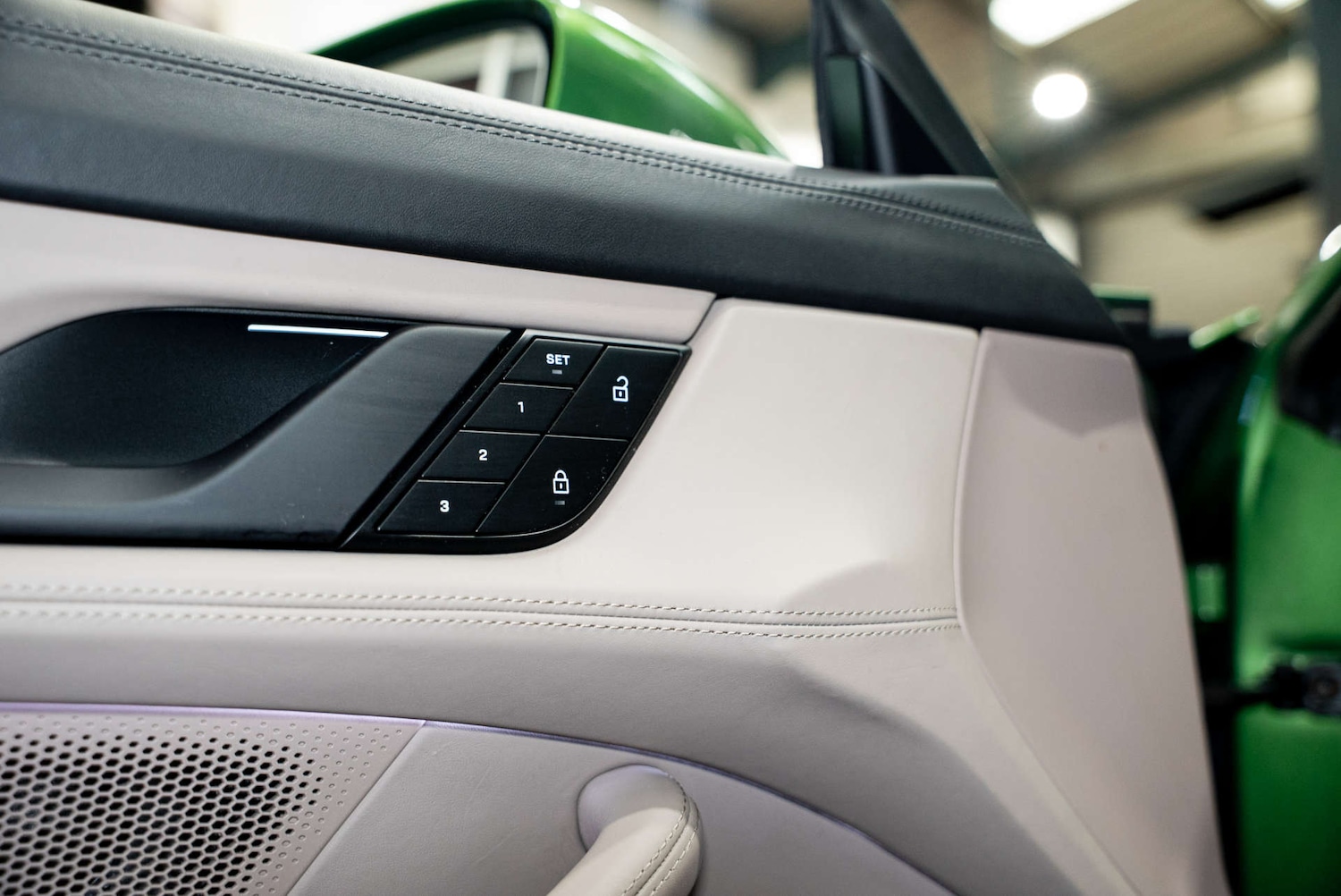 Used Porsche Taycan 2022 for sale - 77249070: Photo 27