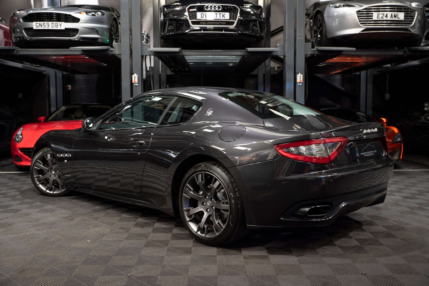 Used Maserati Granturismo 2014 for sale - 77765781: Photo 2