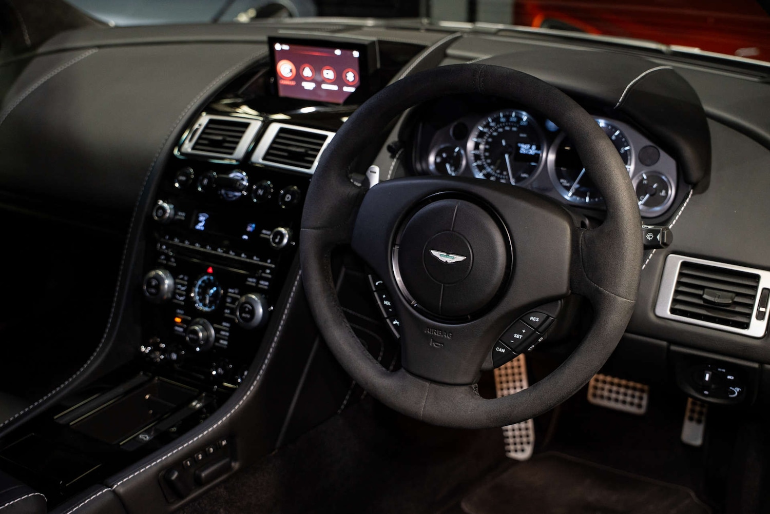 Used Aston Martin Vantage 2012 for sale - 77803620: Photo 11