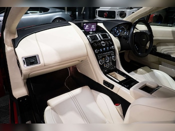 Used Aston Martin Vantage 2012 for sale - 77249076: Photo