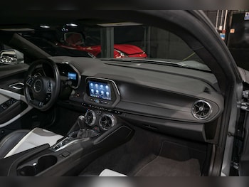 Used Chevrolet Camaro undefined for sale - 77249073: Photo