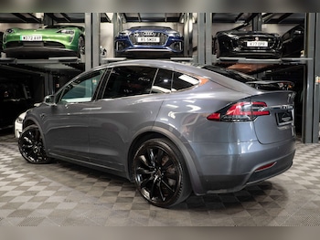 Used Tesla Model X 2019 for sale - 79469332: Photo