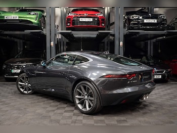Used Jaguar F-Type 2018 for sale - 79607420: Photo